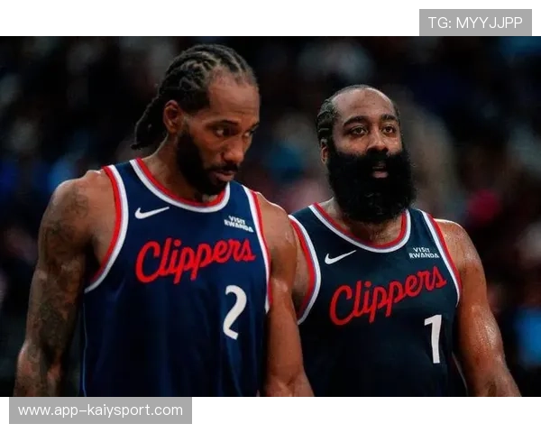 快船双星合体能否冲击冠军？球迷热议不断