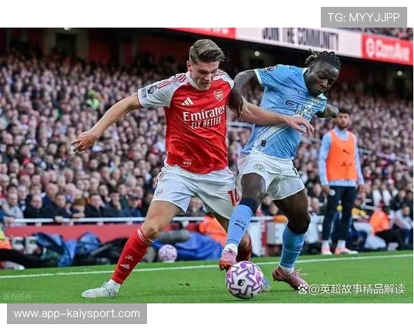赖因德斯与福登的默契配合为曼城创造更多进攻机会，赖登福现象