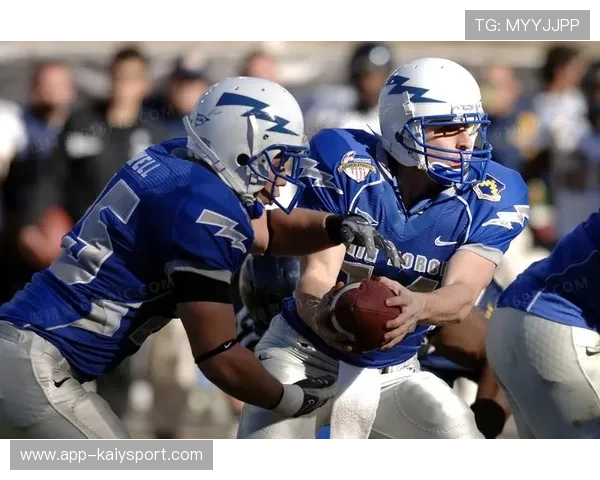 橄榄球欧美巡回赛激战不断，球队合作默契升级，橄榄球比赛2021